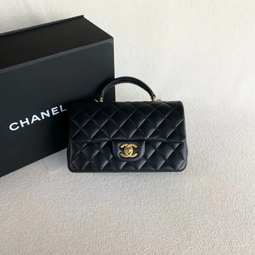 Chanel Women Pre-Loved Bag Very Good Condition